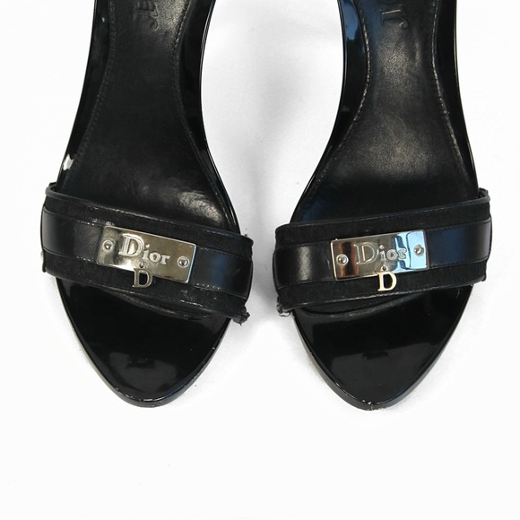 Sold - Picture 3 of 5